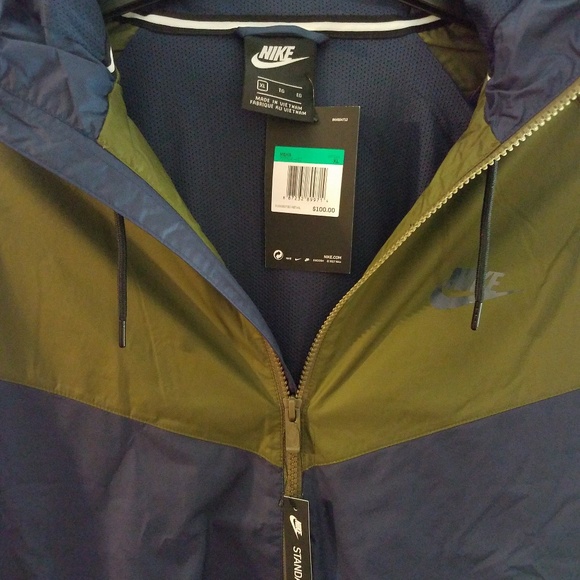 Last one Men's Nike Windrunner Jacket (Olive & Green) - Picture 3 of 8